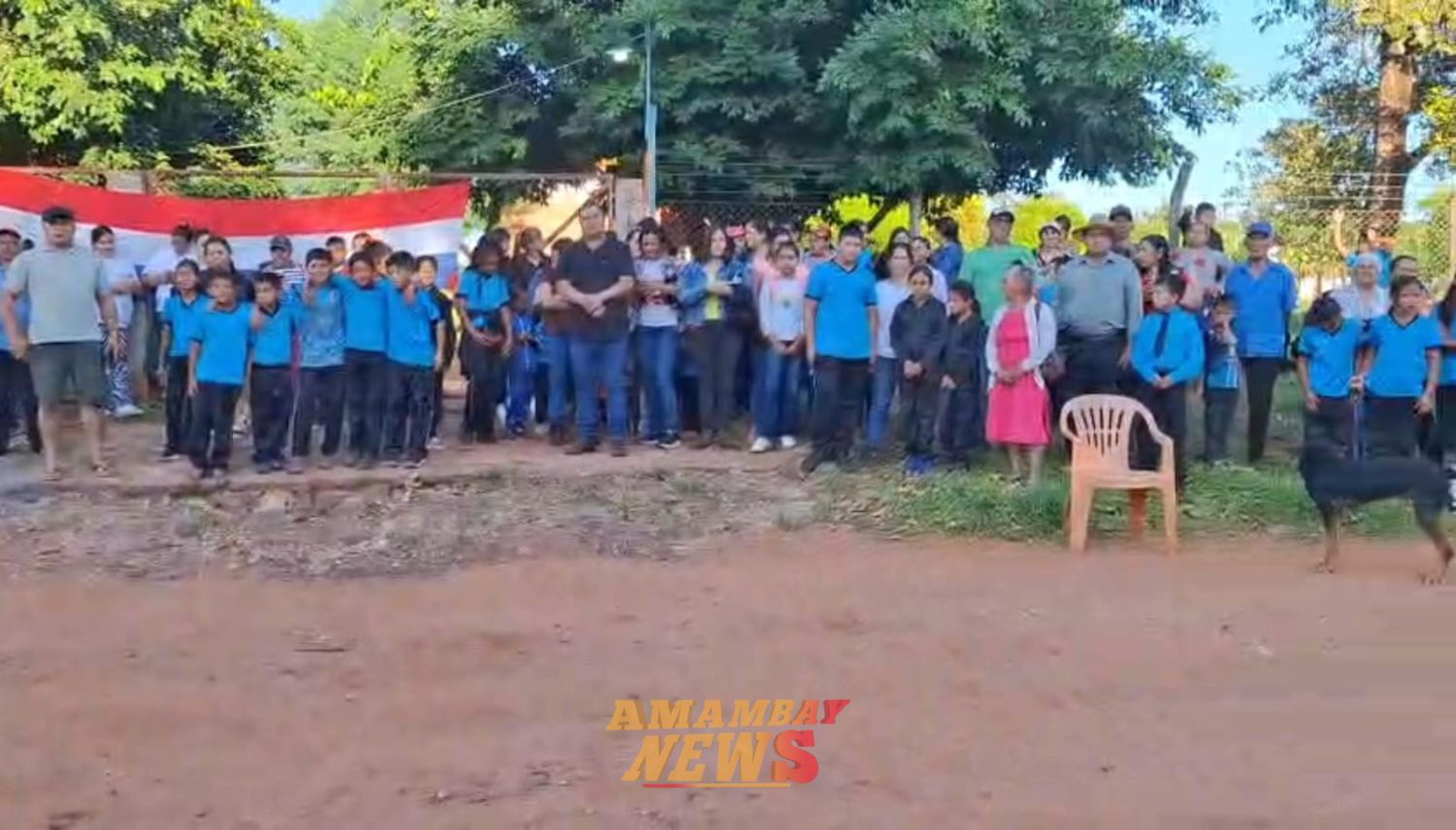 Padres cierran escuela en Karapaí por temor a falta de pago para nuevo bachillerato