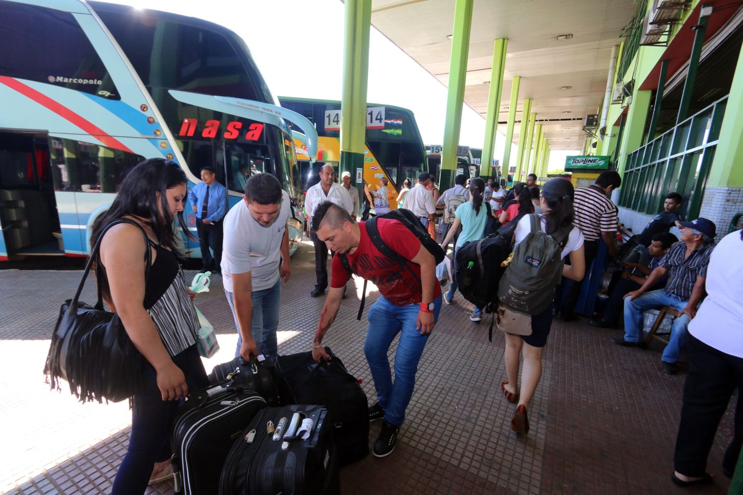 Alta demanda de viajes al interior en Semana Santa