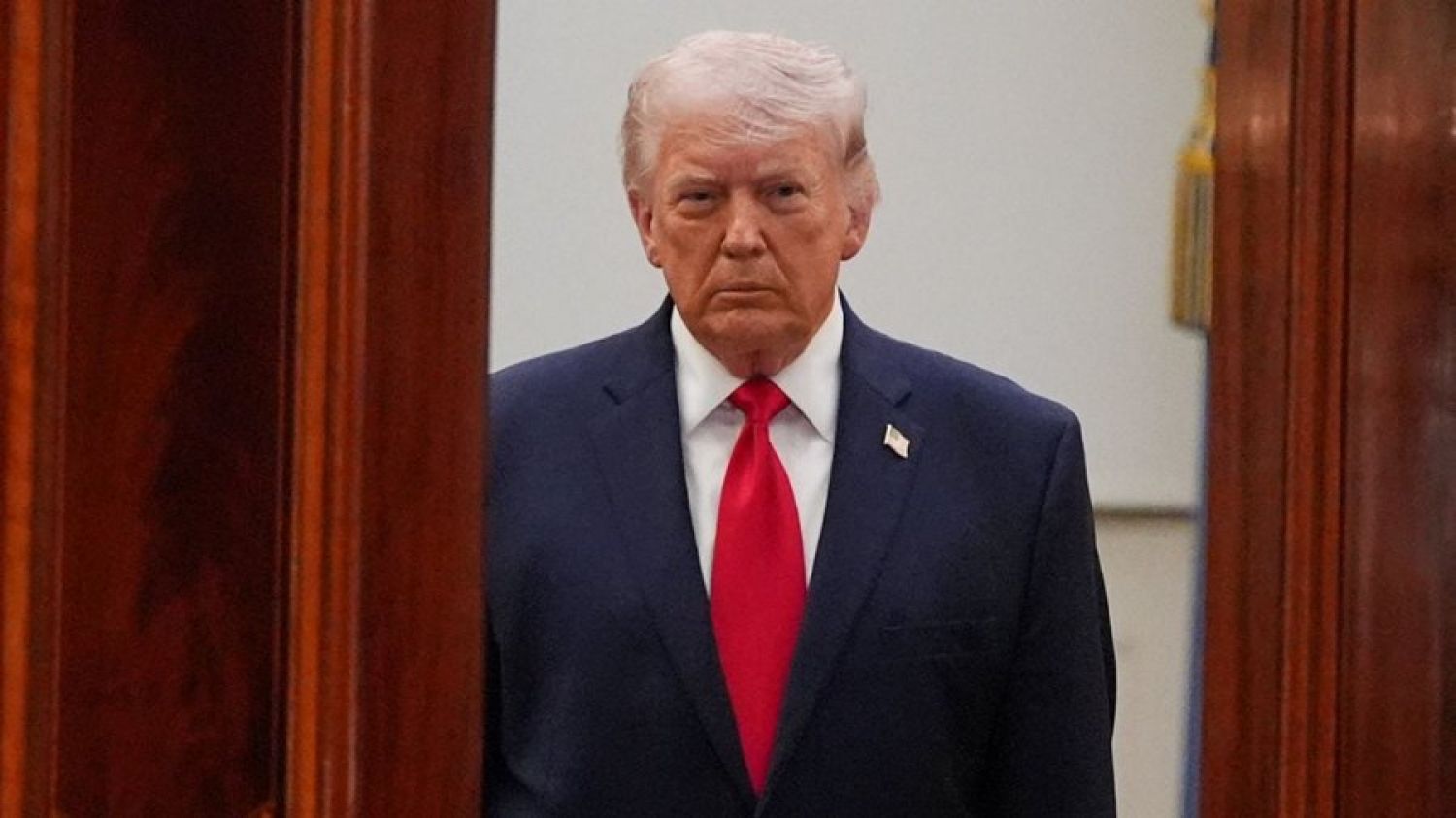 Trump revela que el piloto rescatado en Irán se encuentra gravemente herido y es un "coronel muy respetado"