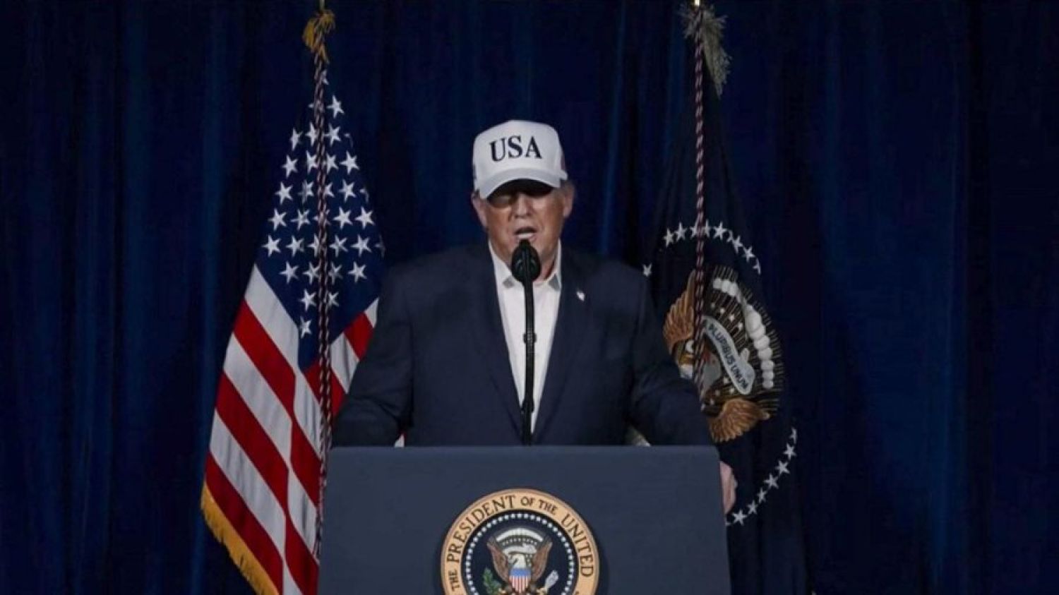 Trump supervisa desde su residencia en Mar-a-Lago el ataque militar contra Irán
