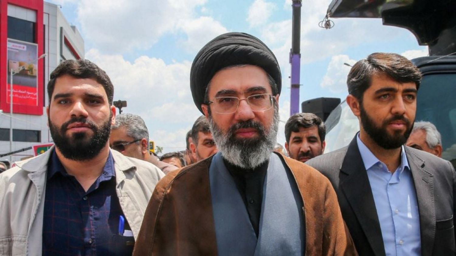 "Vengaremos la sangre de los mártires": nuevo líder de Irán llama a cerrar las bases de EU en Medio Oriente ante ataques