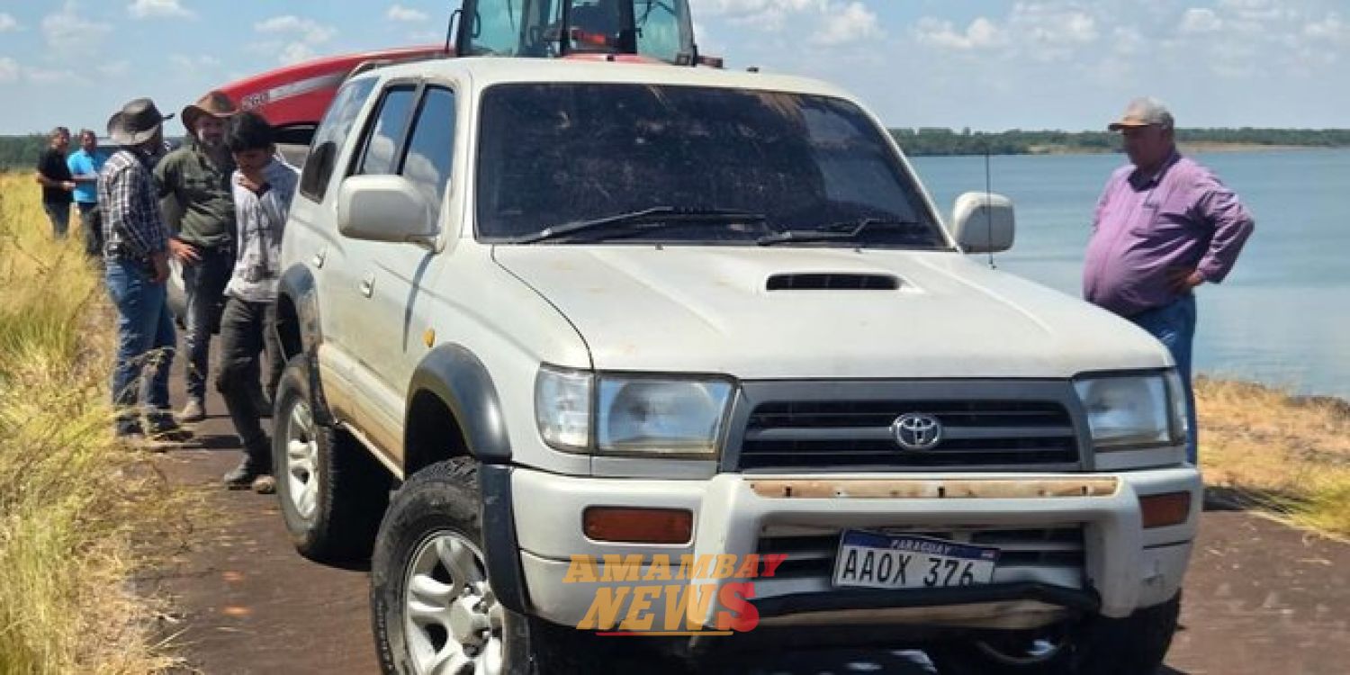 Hallan camioneta sumergida en el río Paraná y presumen vínculo con asalto
