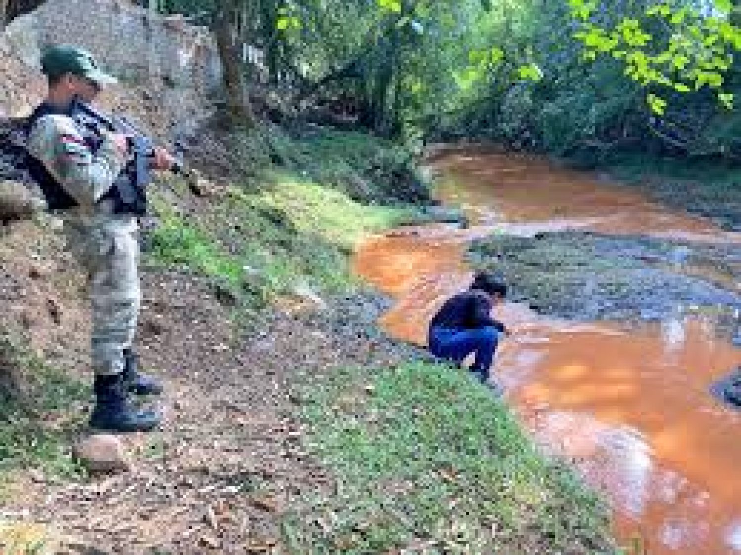 Arroyo Gasory vuelve a teñirse de rojo y genera preocupación en Paso Yobái