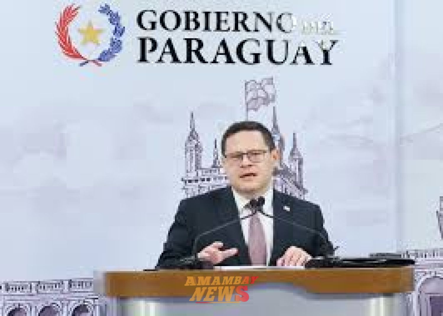 Óscar Orué suena para ocupar el Ministerio de Economía y Finanzas