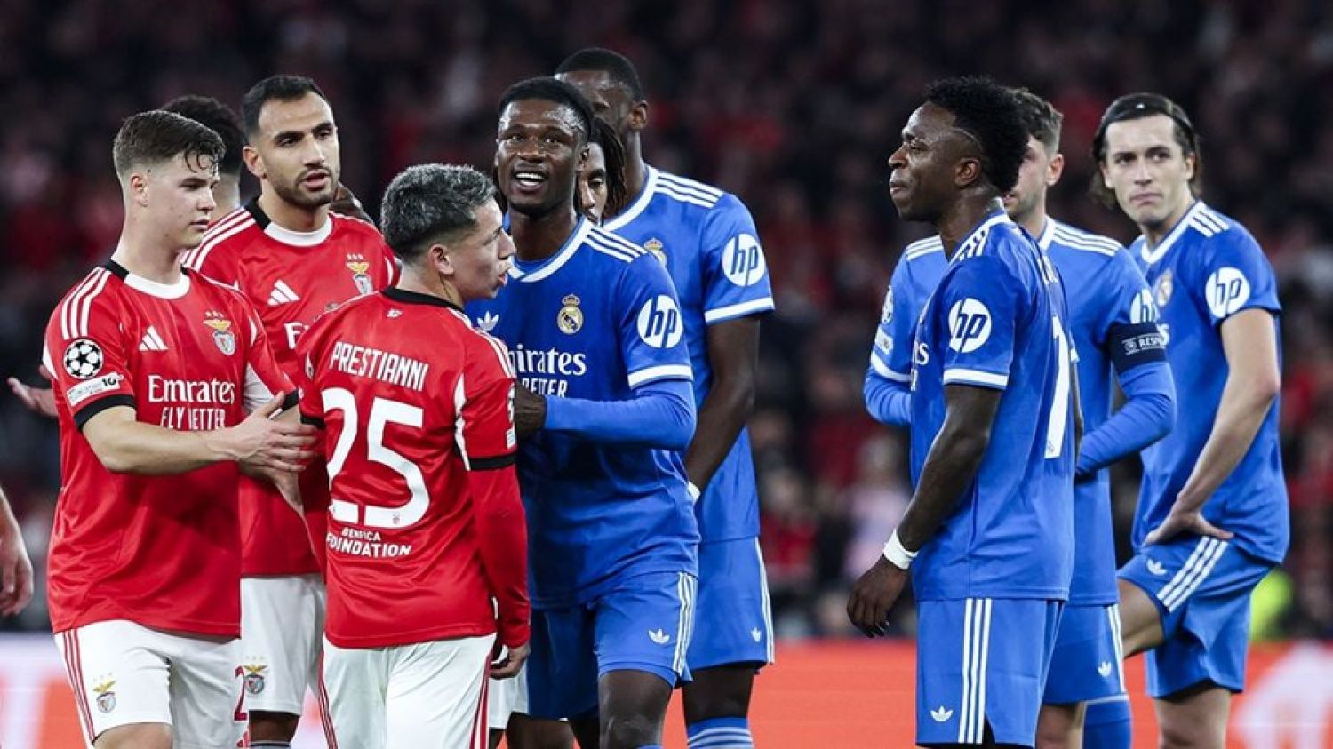 Sancionan a Gianluca Prestianni con seis partidos por los insultos racistas contra Vinícius en la Champions