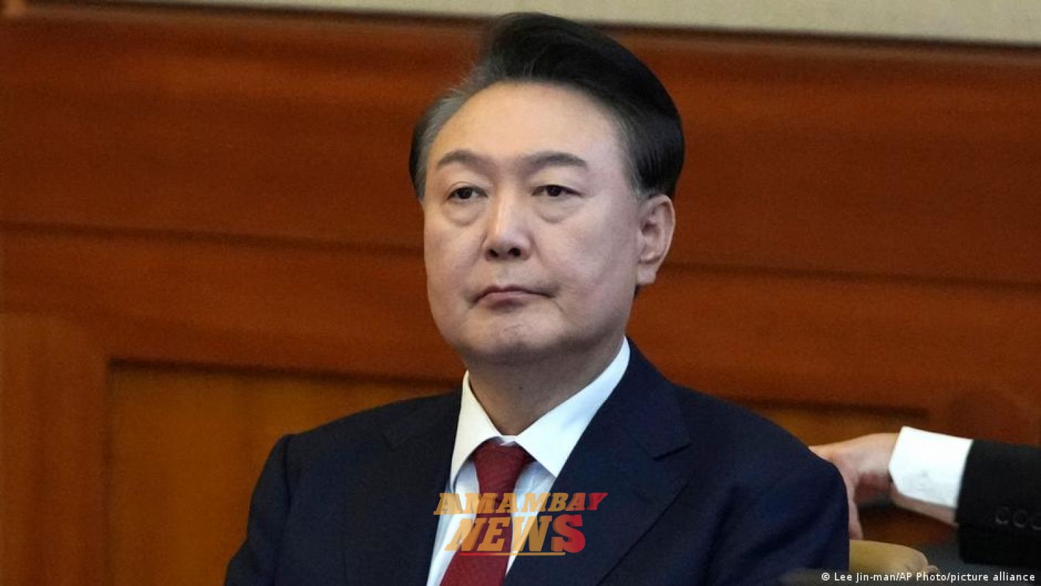 Condenan a cadena perpetua al expresidente surcoreano Yoon