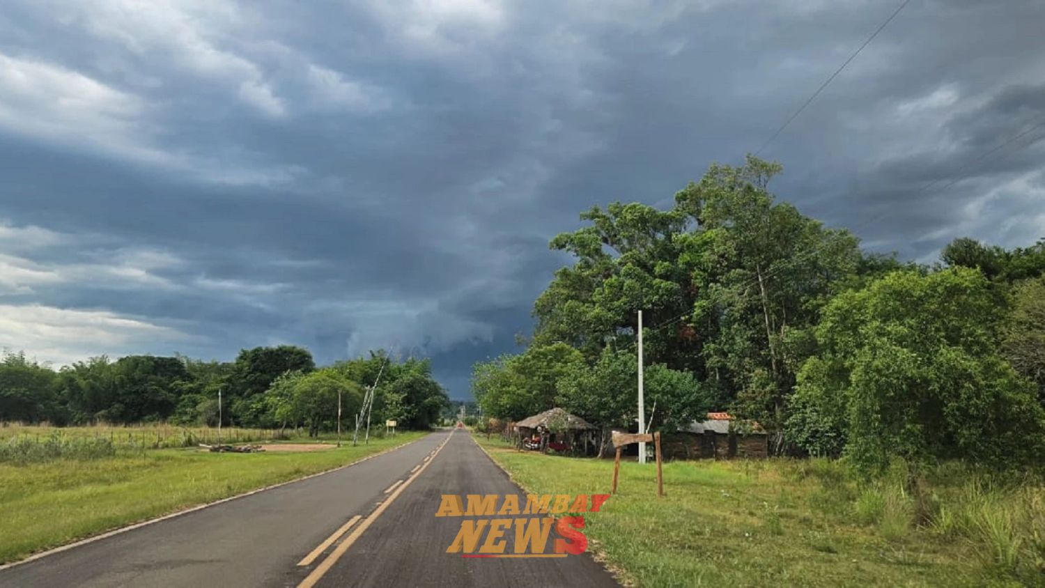 Rige alerta de tormentas para este domingo en cinco departamentos del Paraguay