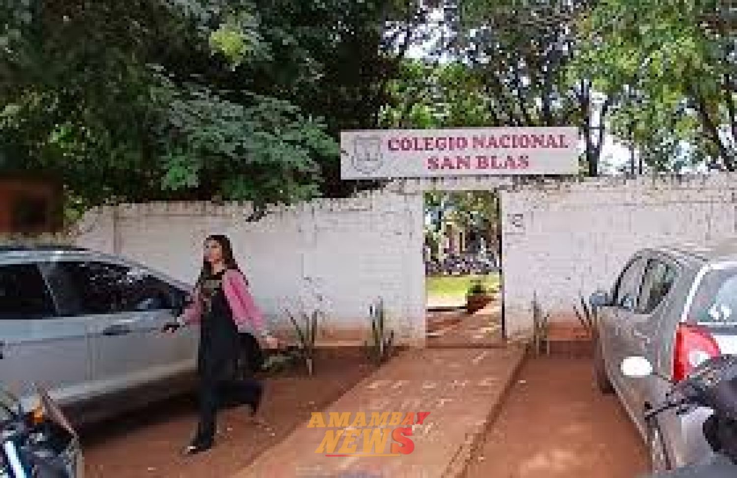 Falta de mobiliario y riesgo de derrumbe en un pabellón, denuncian en colegio de Pedro Juan Caballero