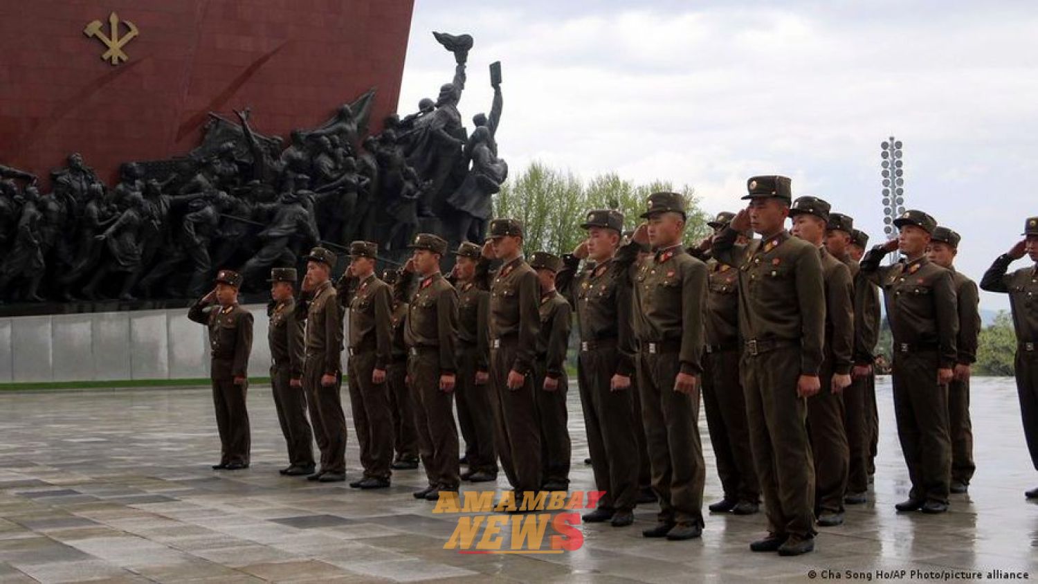 Kim Jong-un promete reforzar el Ejército norcoreano