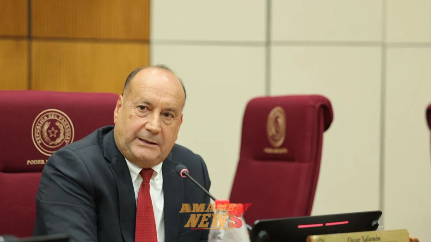 Postergan estudio de caja parlamentaria por 15 días