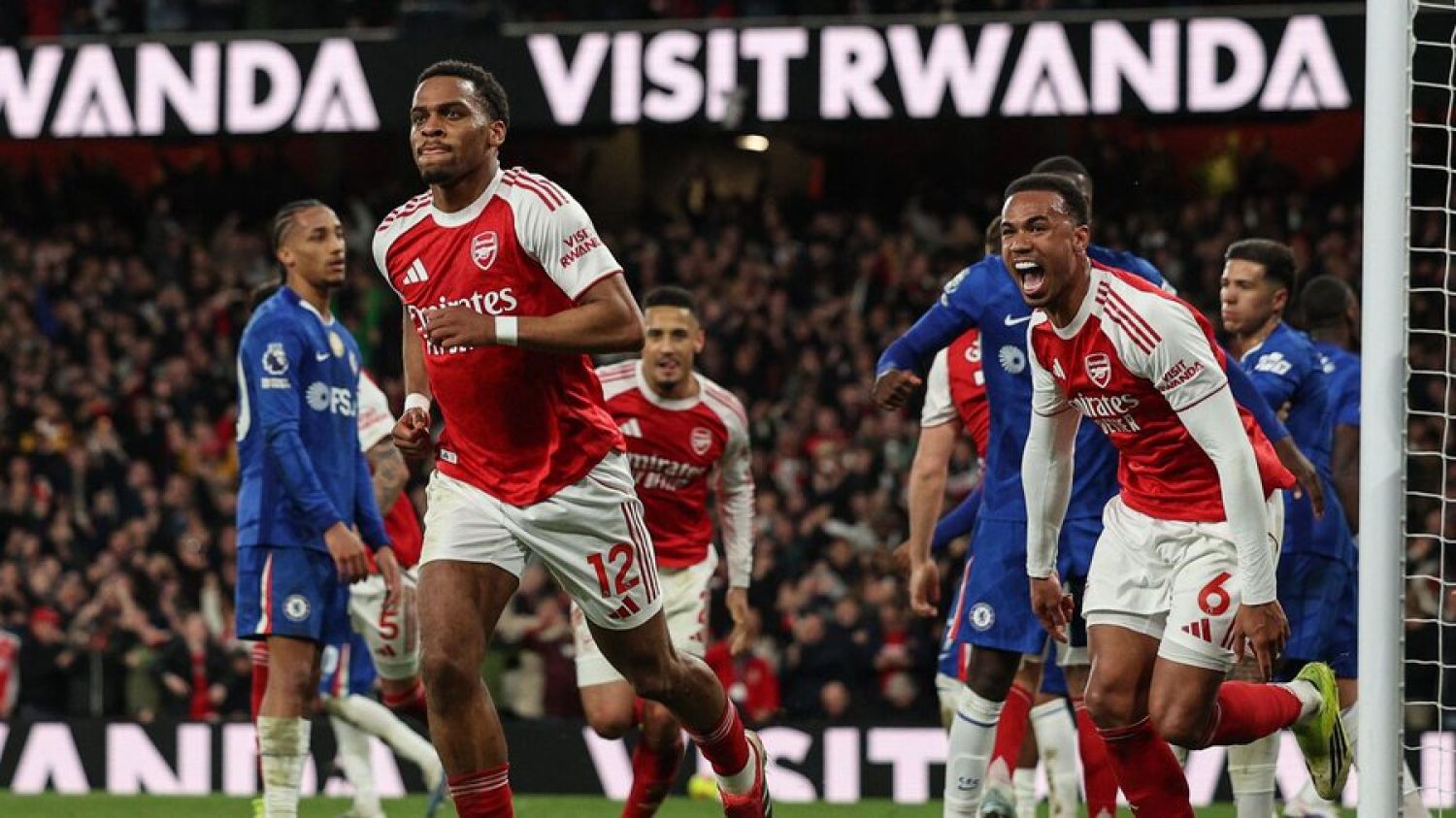 El Arsenal mantiene la diferencia con el Manchester City