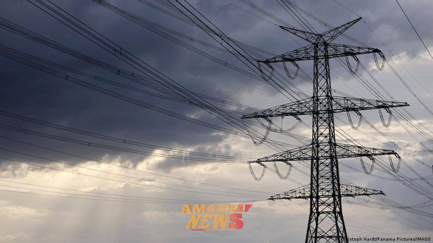 Tormenta Nils: 900.000 hogares sin electricidad en Francia