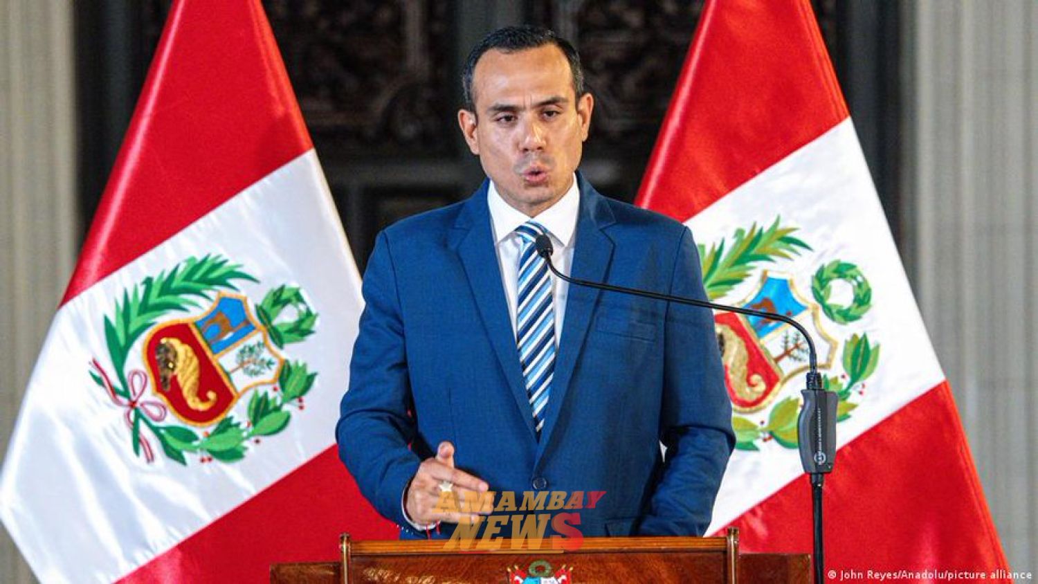 Cuatro candidatos buscan presidir Perú tras censura a Jerí