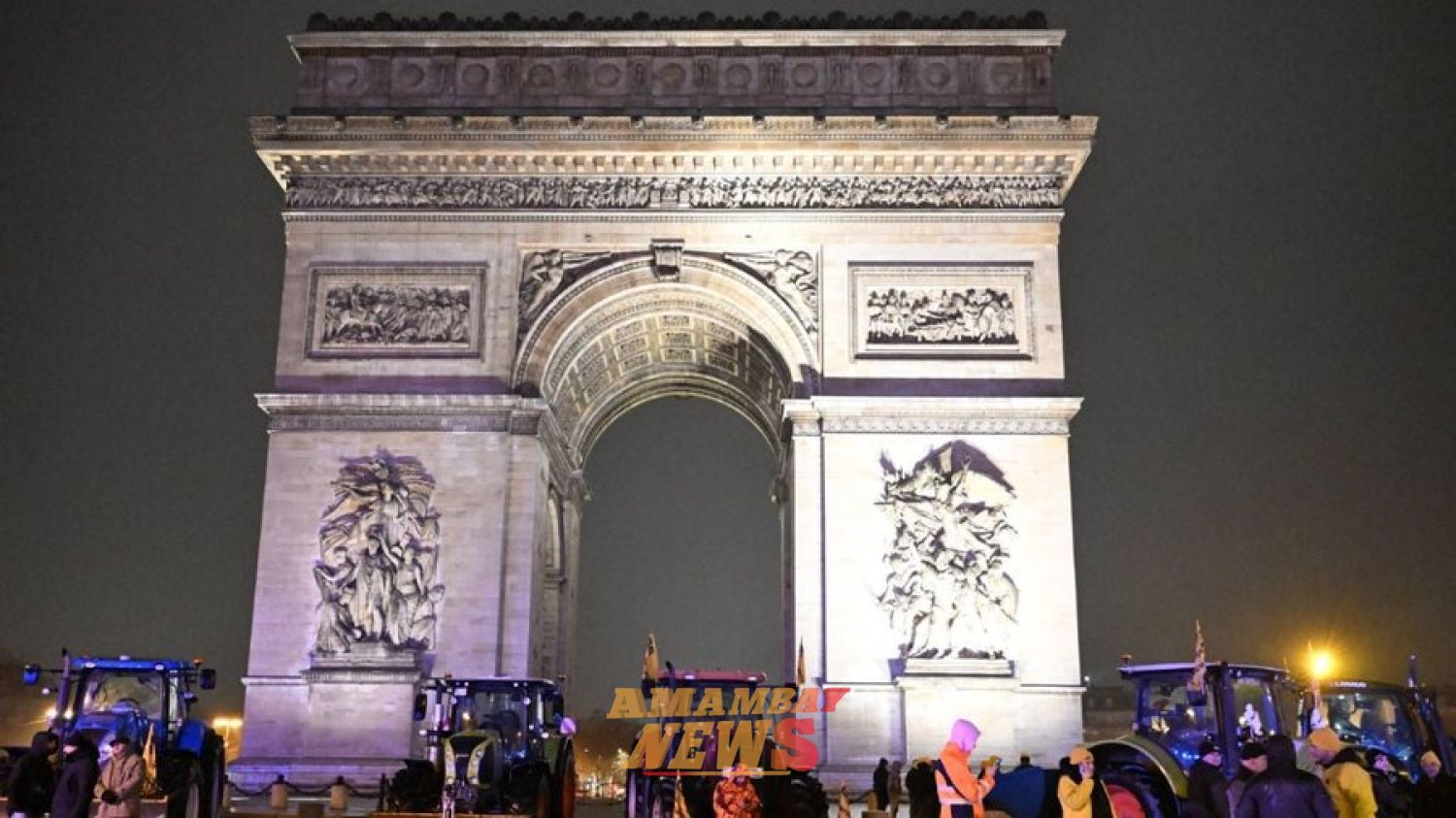 Disparan a hombre en el Arco del Triunfo en París tras intentar atacar a policías
