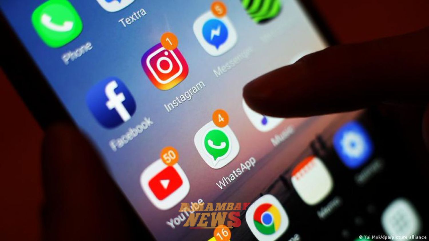 Europa prepara prohibiciones de redes sociales a menores