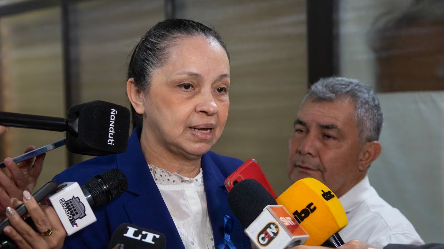 Yolanda Paredes afirma que existe un plan para expulsarla del Senado