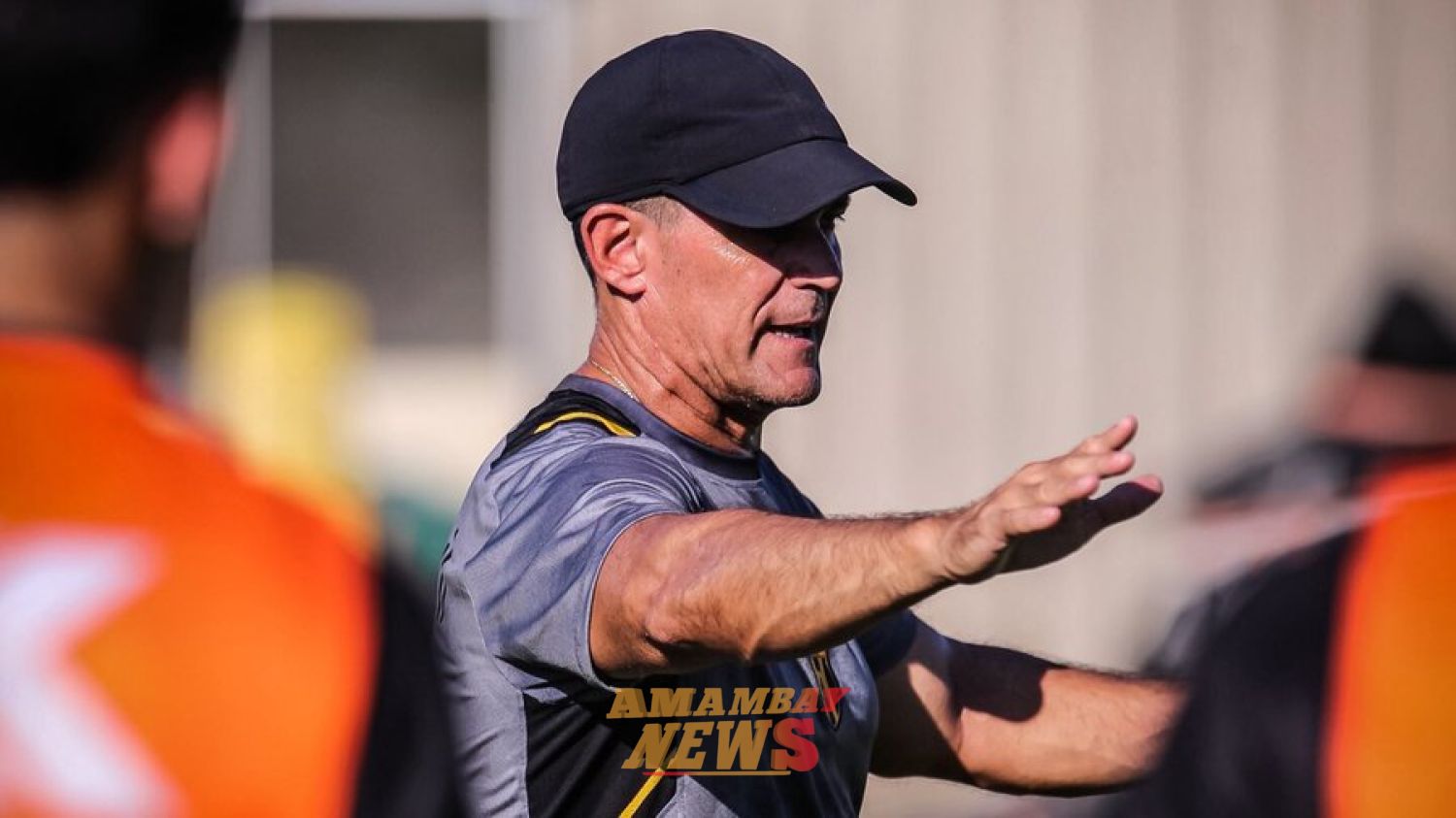 Víctor Bernay dejó de ser técnico de Guaraní