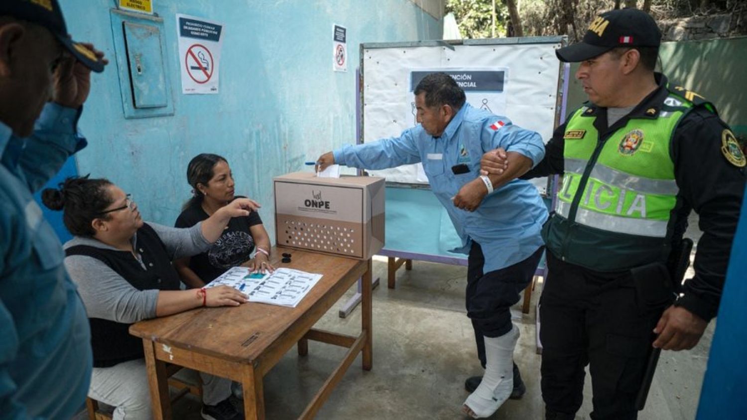 Elecciones en Perú: votos nulos y blancos superan a todos los candidatos presidenciales